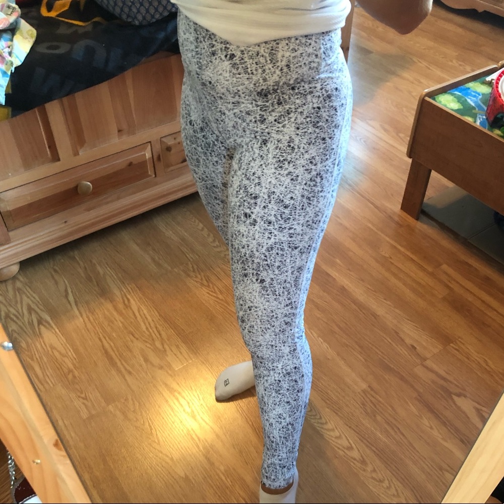 Fabletics High Waisted Patterned Legging - image 1